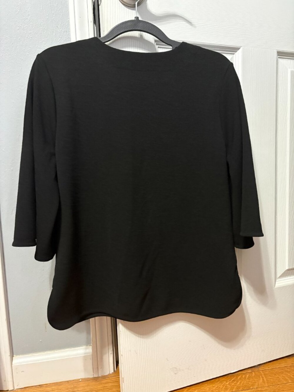 Ann Taylor Basic Black Top Small - Picture 2 of 6